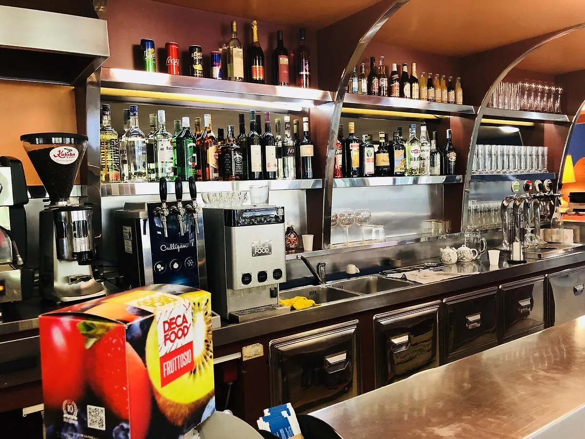 Hotel Alexander San Mauro Mare Италия